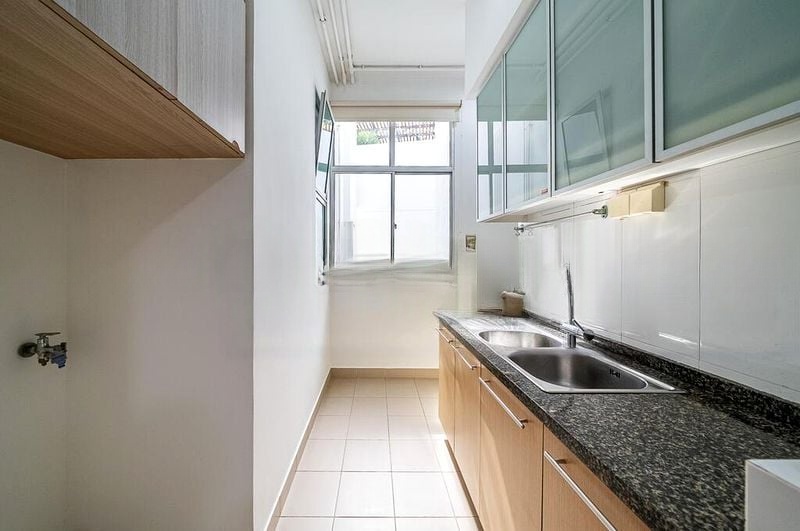 RIVIERA RESIDENCES 5