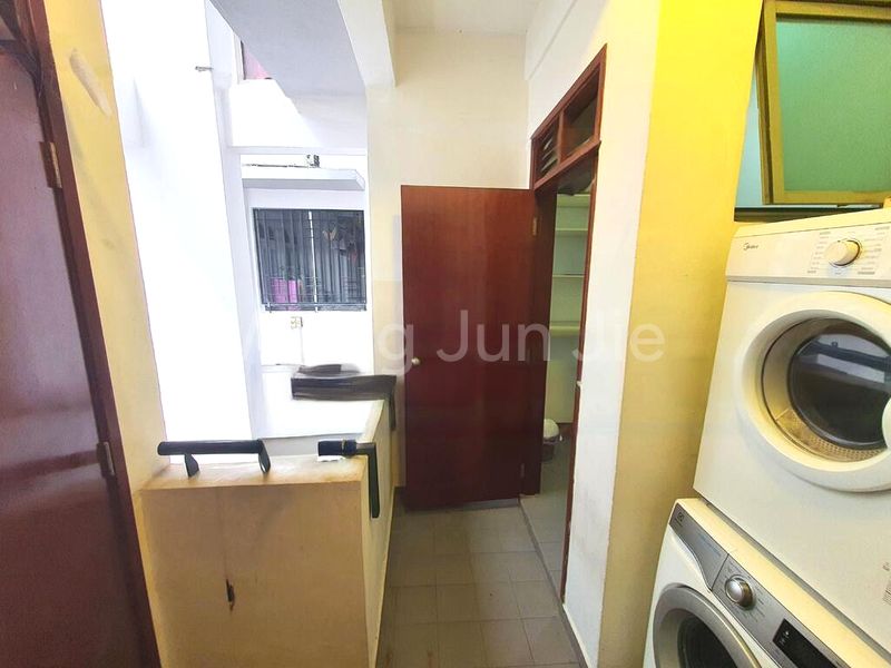 SPRINGDALE CONDOMINIUM 7