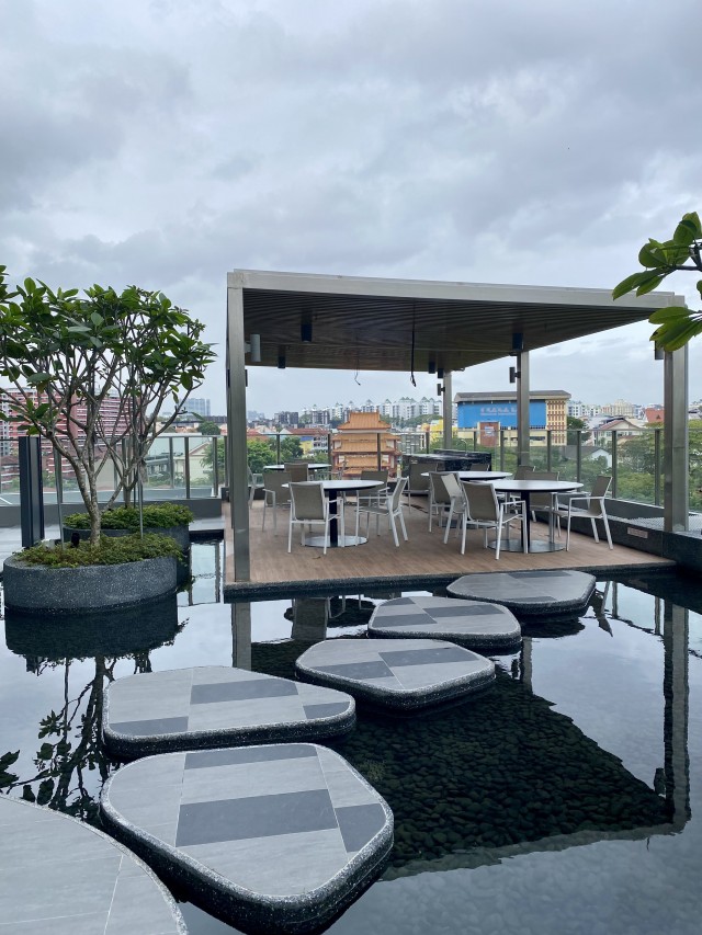 THE LINQ @ BEAUTY WORLD 10