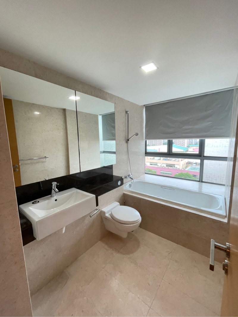 DAKOTA RESIDENCES 22