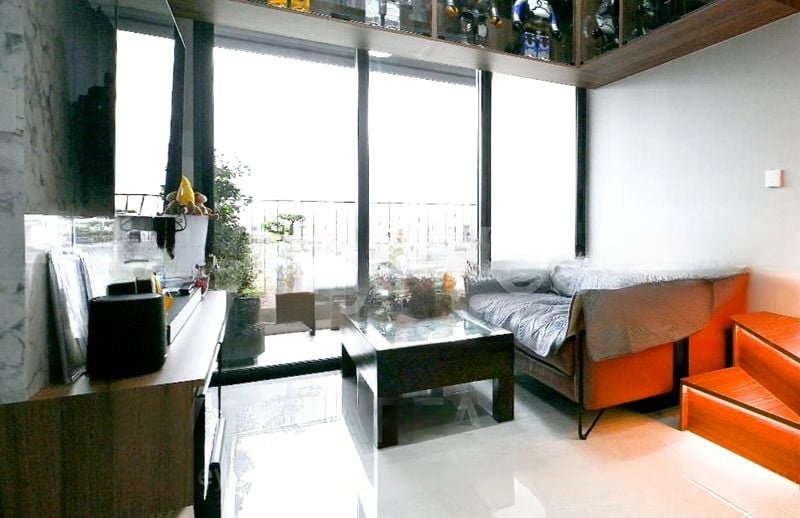 RIVERFRONT RESIDENCES 2