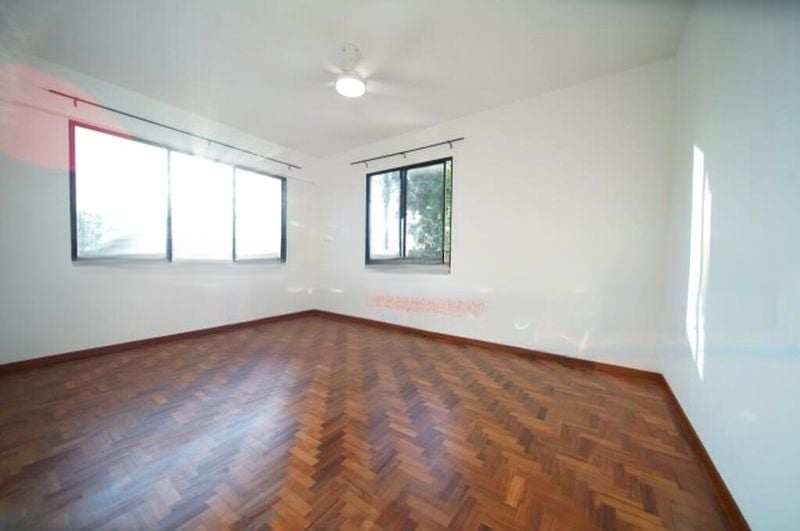 PARRY COURT 3