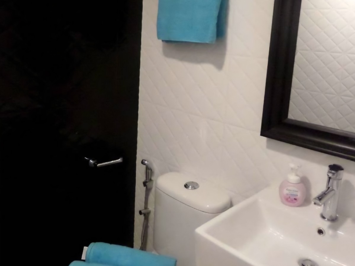 INTERNATIONAL PLAZA 14