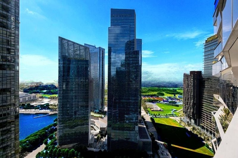 MARINA BAY SUITES 12