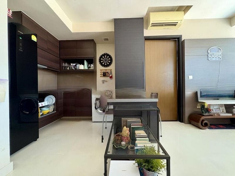 KEMBANGAN SUITES 1