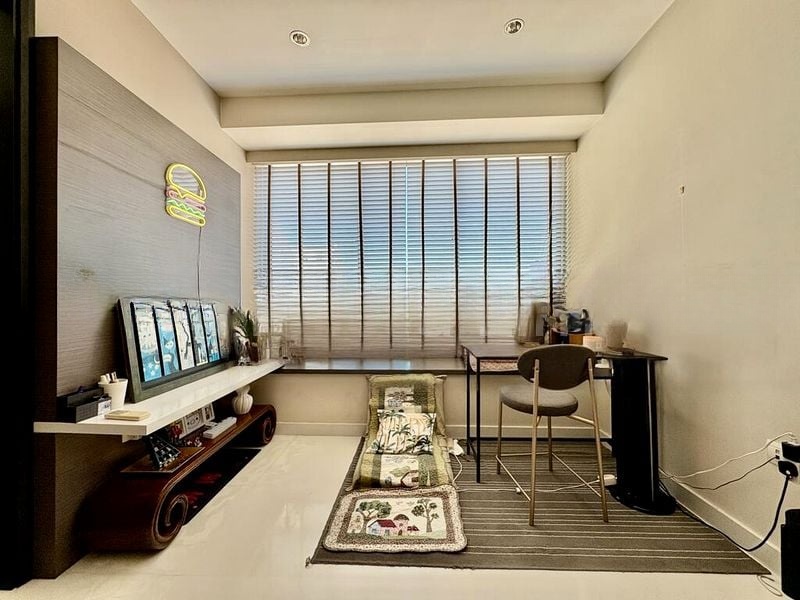 KEMBANGAN SUITES 2