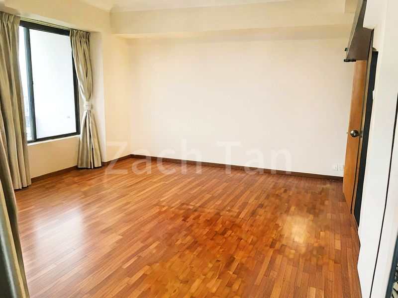 INTERNATIONAL PLAZA 10