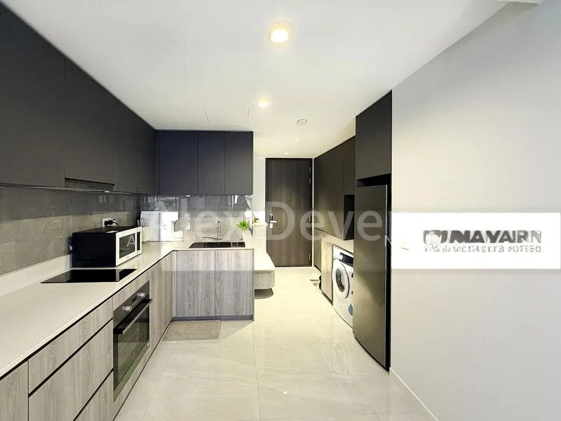 RIVERFRONT RESIDENCES 4