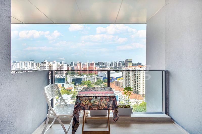 STIRLING RESIDENCES 14