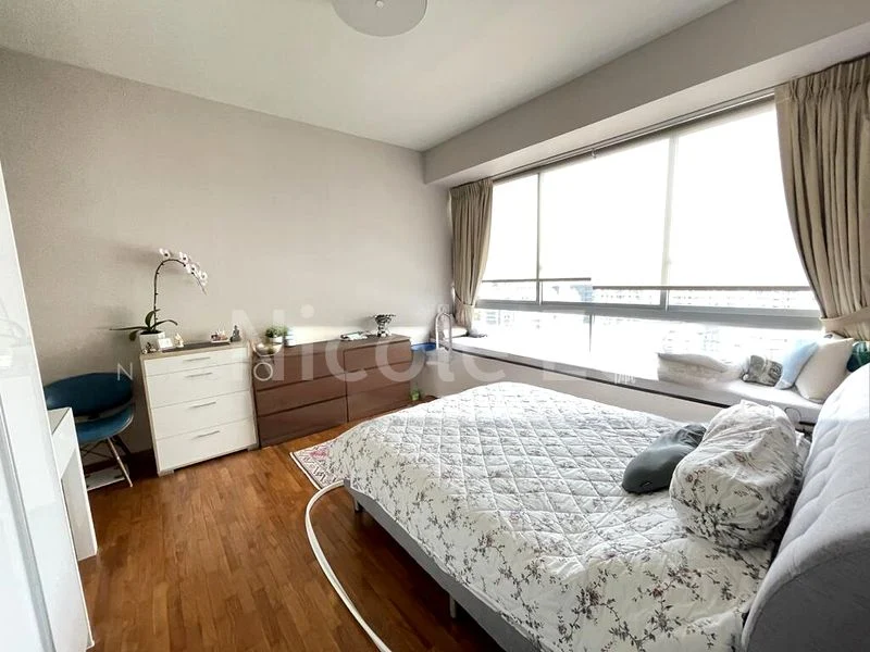 THE WHARF RESIDENCE 3