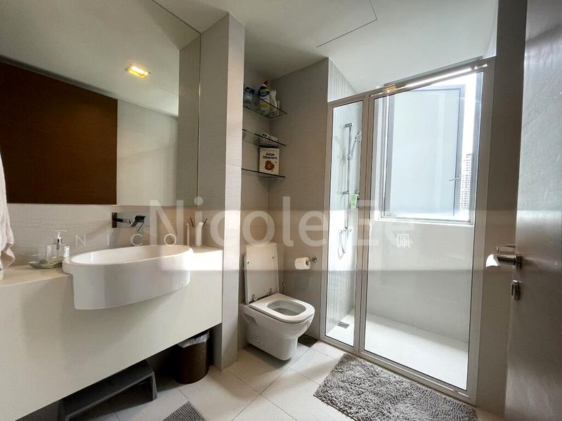 THE WHARF RESIDENCE 11