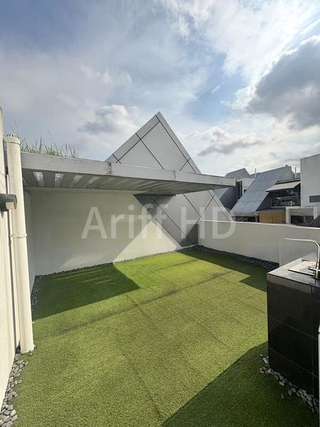 HOLLAND RESIDENCES 2