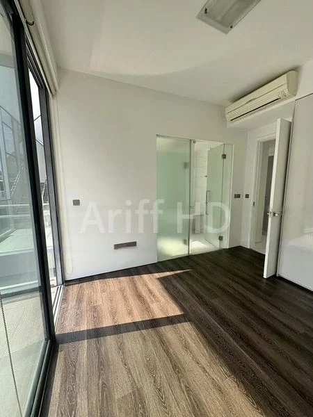 HOLLAND RESIDENCES 8