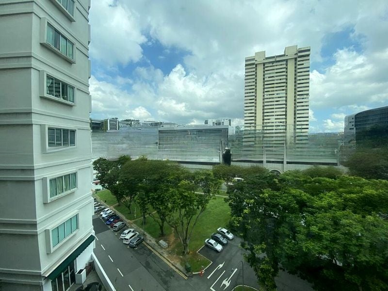 SUNSHINE PLAZA 3