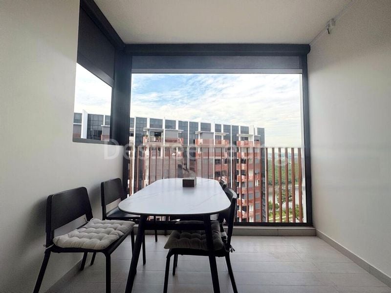 RIVERFRONT RESIDENCES 2