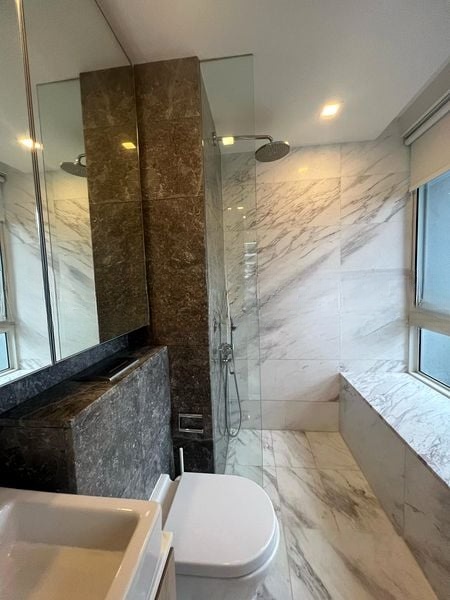 THE PEAK @ CAIRNHILL II 7