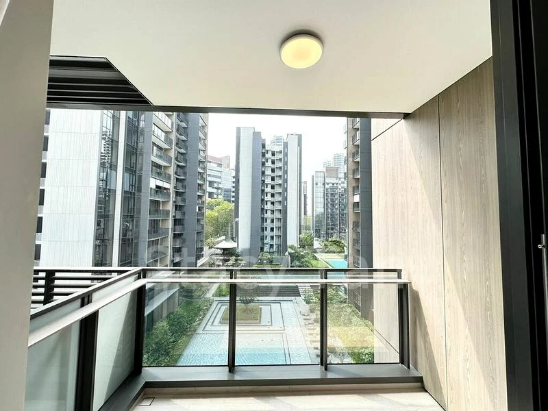 LEEDON GREEN 3