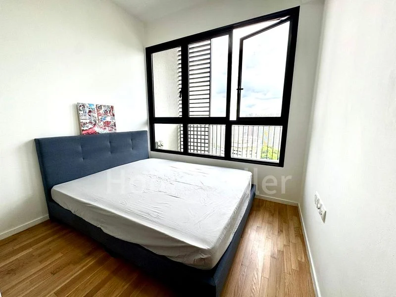 AVENUE SOUTH RESIDENCE 7