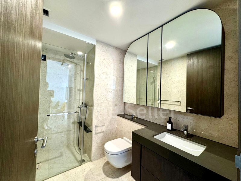 AVENUE SOUTH RESIDENCE 8