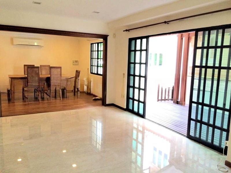 BEDOK PESARI 3