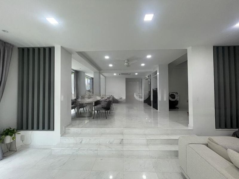 SELETAR HILLS ESTATE 11