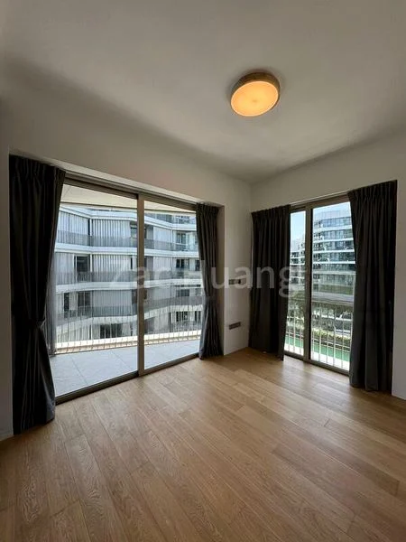 THE REEF AT KING'S DOCK 5