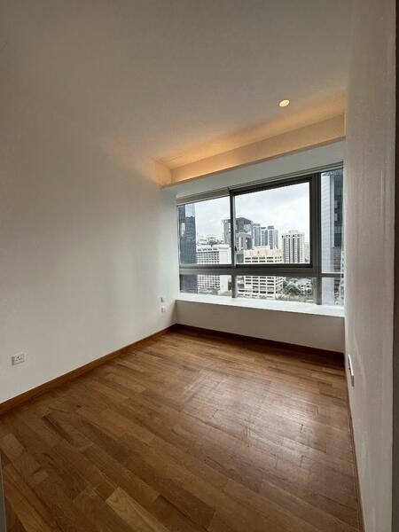 SKYLINE @ ORCHARD BOULEVARD 12