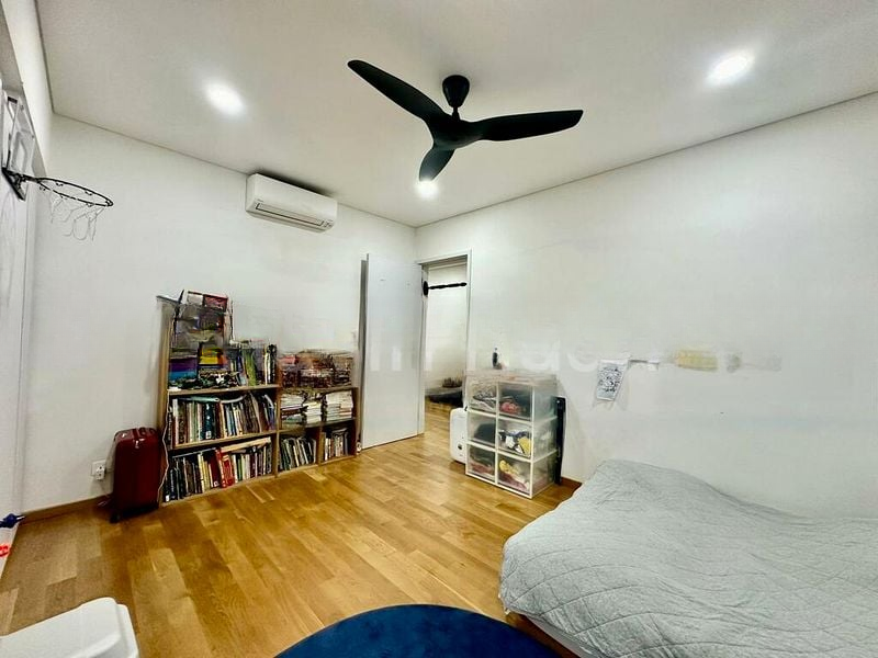 CAVENAGH COURT 7