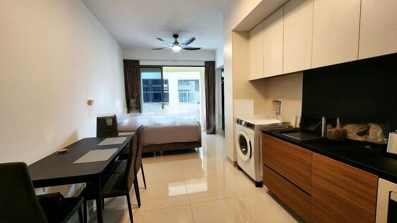 THE MILTONIA RESIDENCES 8