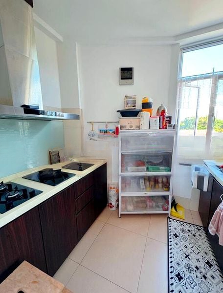 KINGSGROVE 9