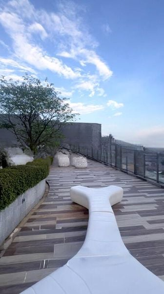 THE GARDEN RESIDENCES 2