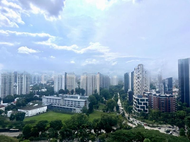 LEONIE SUITES 6