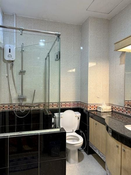 LAKEPOINT CONDOMINIUM 3