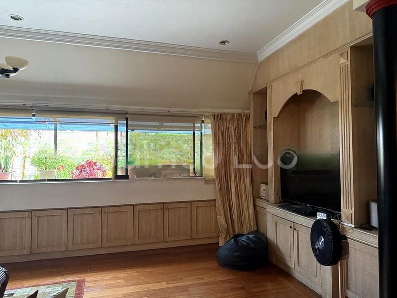 LAKEPOINT CONDOMINIUM 9