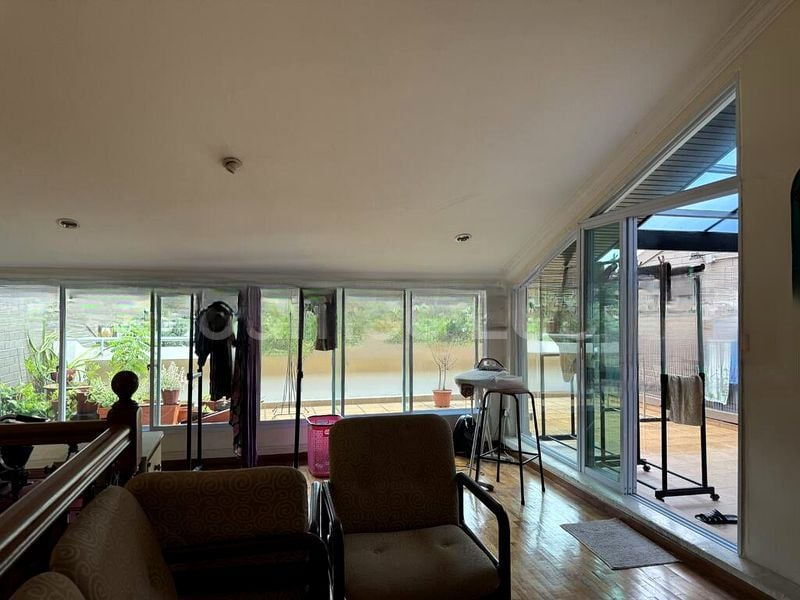 LAKEPOINT CONDOMINIUM 5