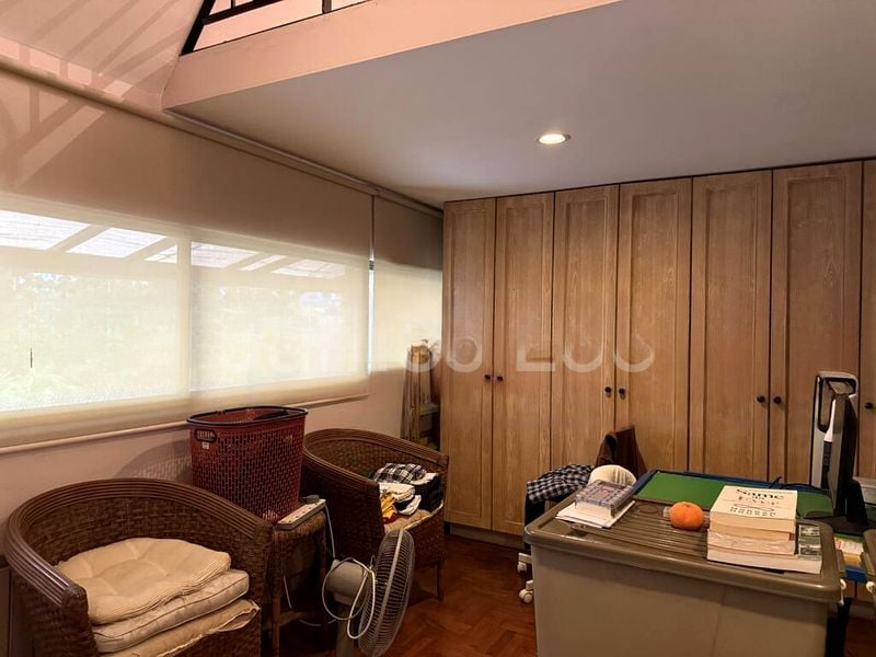 LAKEPOINT CONDOMINIUM 2