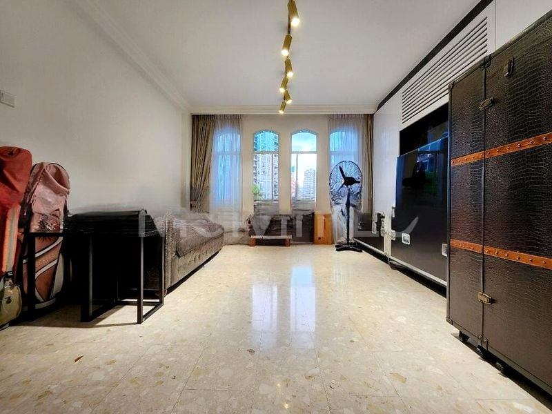 CHATEAU LE FAME 1