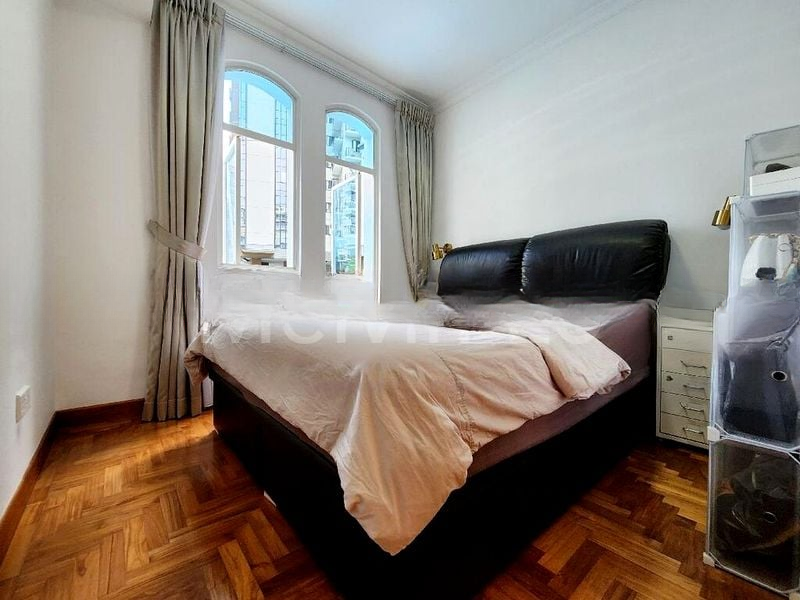 CHATEAU LE FAME 7