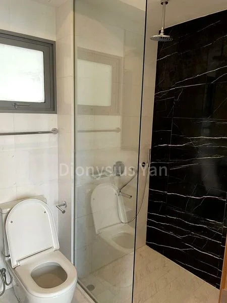 THE SHORE RESIDENCES 2