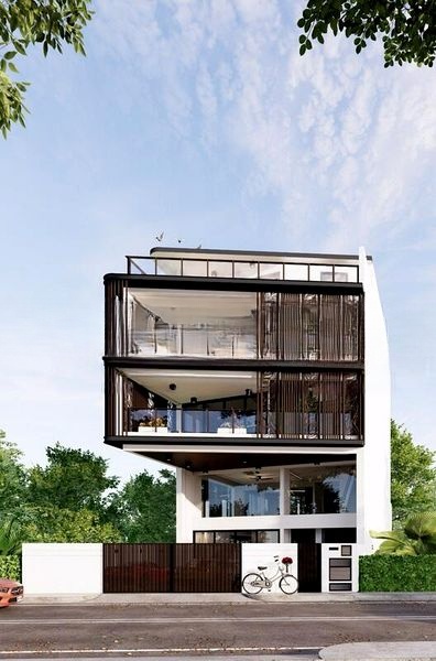 BOON COURT 4