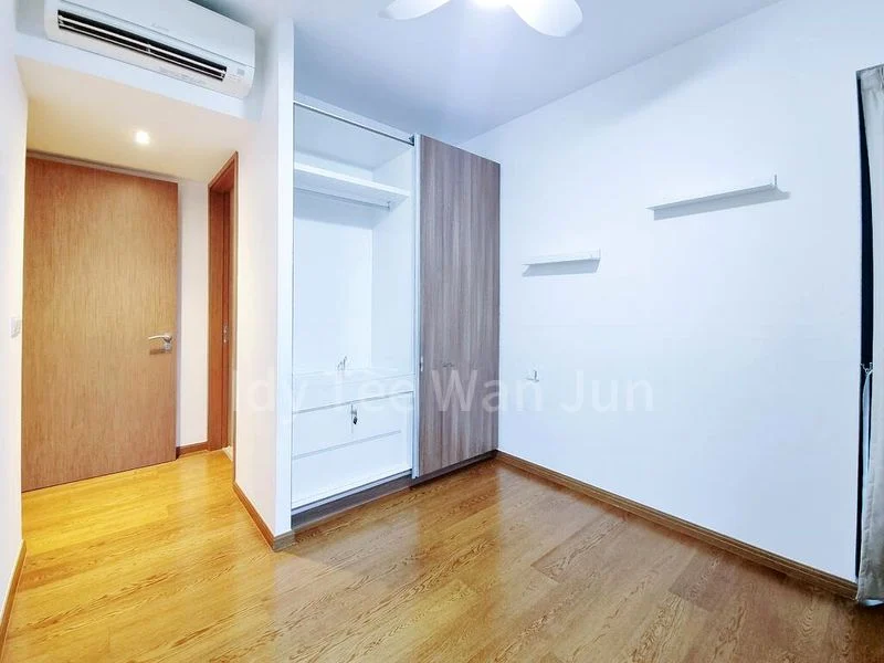 KINGSFORD WATERBAY 4