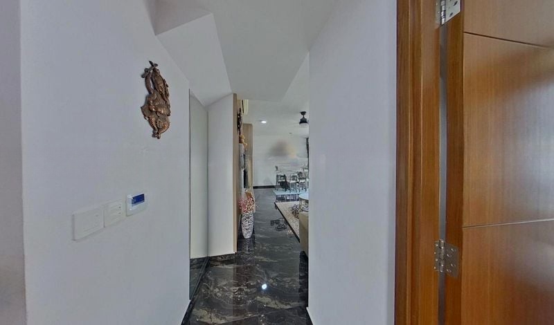 THE MILTONIA RESIDENCES 7