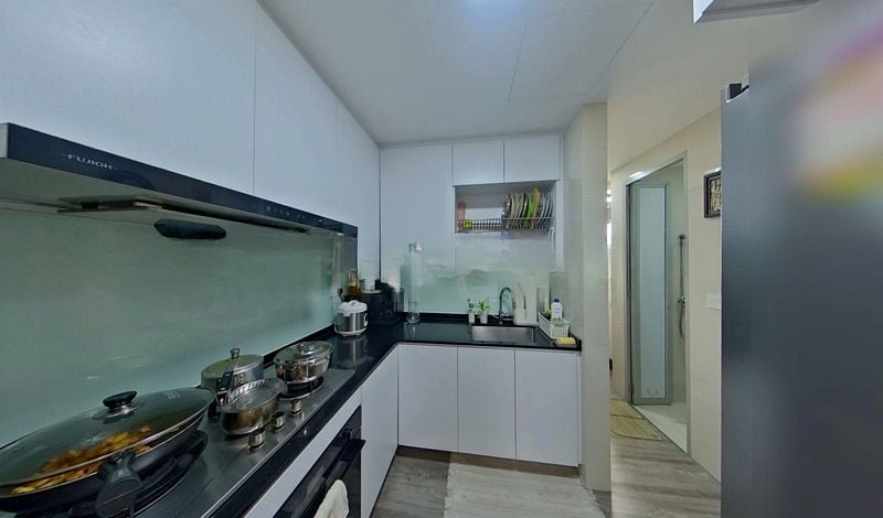 THE MILTONIA RESIDENCES 10