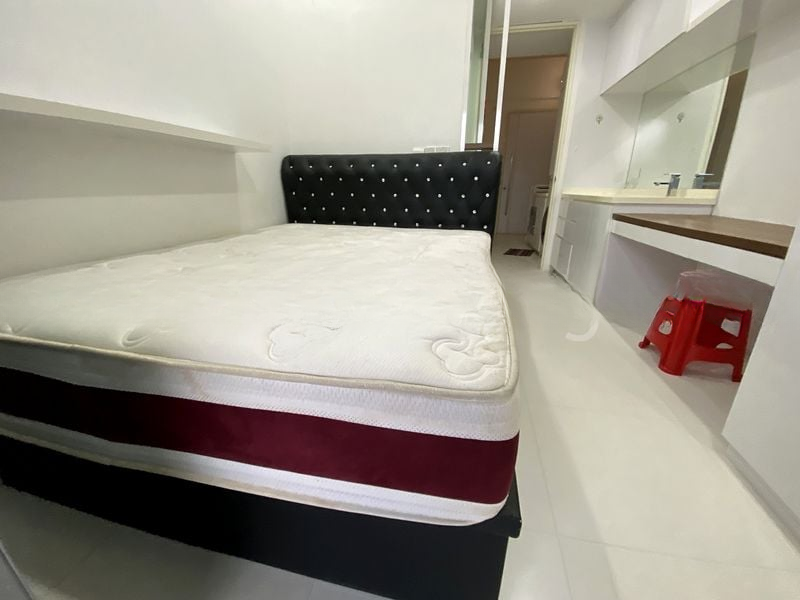 # 1 SUITES 6