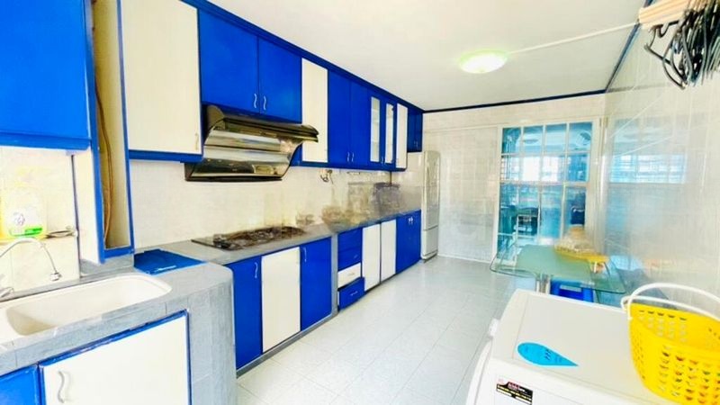 BT BATOK WEST AVE 6 12