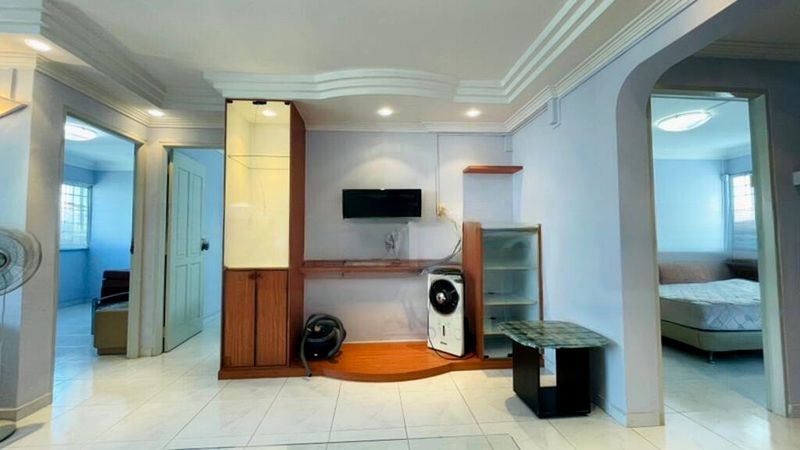 BT BATOK WEST AVE 6 7