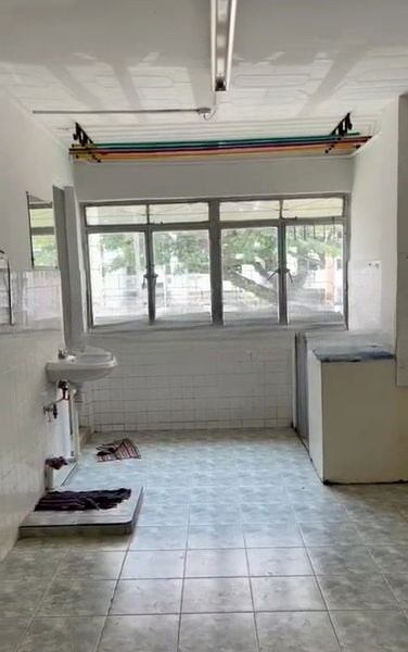 JURONG EAST ST 24 10