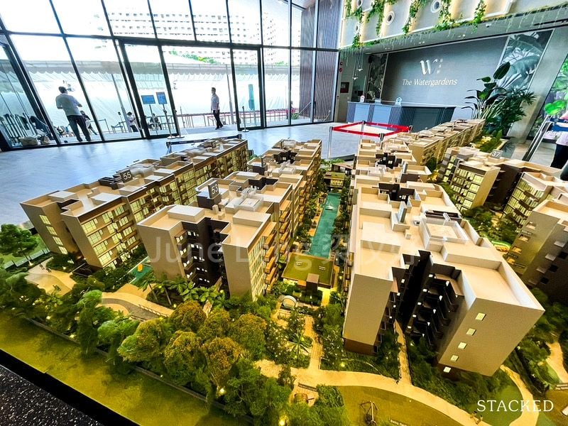 THE WATERGARDENS AT CANBERRA 9