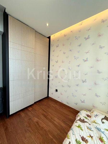 COASTLINE RESIDENCES 8