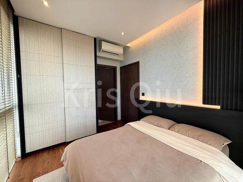 COASTLINE RESIDENCES 11